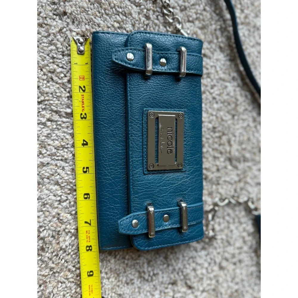 Nicole Miller Crossbody Wallet detachable Chain‎ Strap Teal Blue